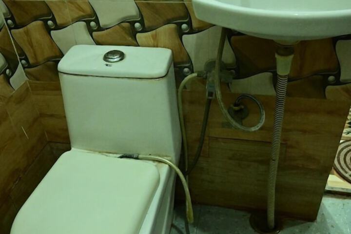 Room 18 of 21