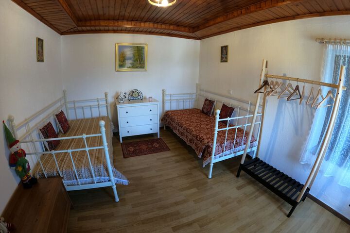 Room 5 of 26