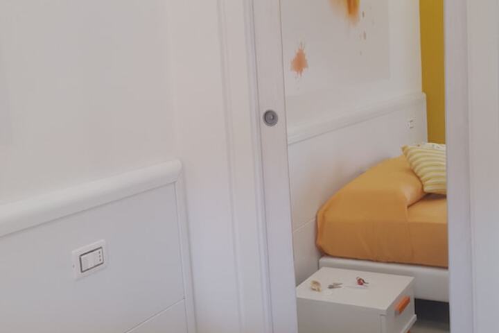 Room 12 of 86