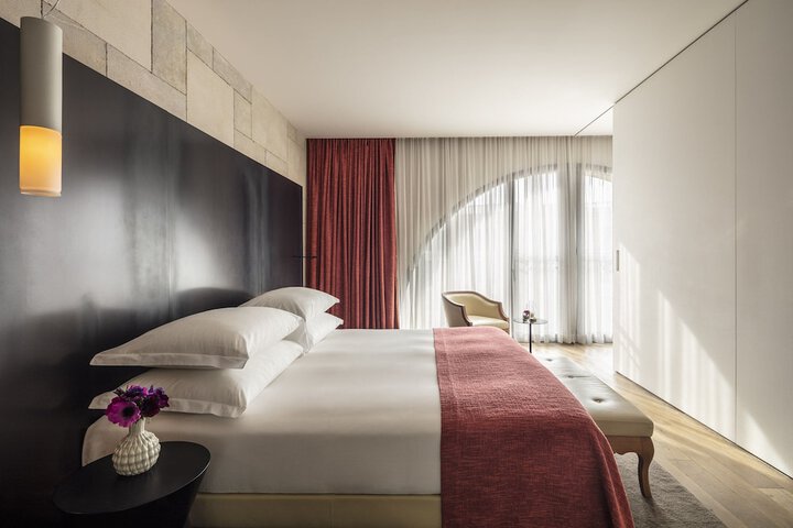 Hotel Amenity