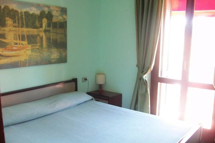 Room 15 of 33