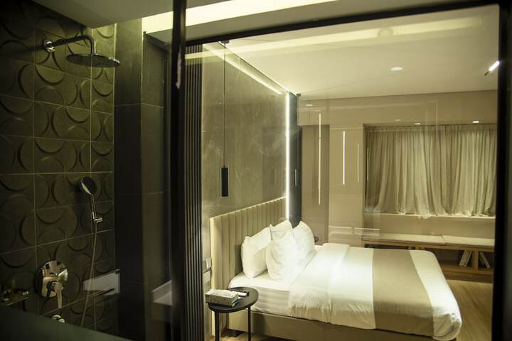 Room 2 of 54