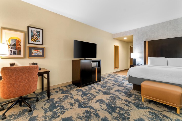 Room 21 of 52