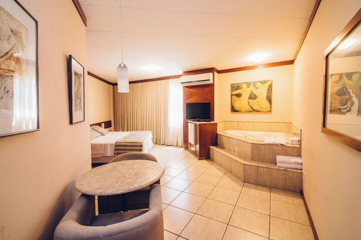 Room 20 of 36