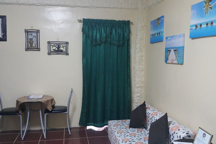 Room 30 of 52