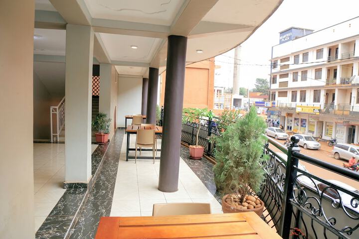 Terrace/Patio 8 of 13