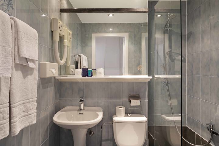 Bathroom Interior Photo