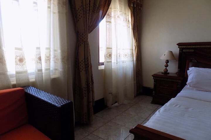 Room 33 of 55