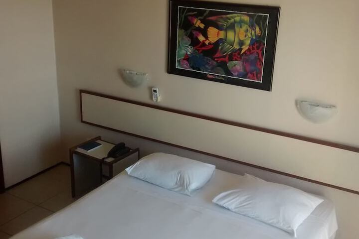 Room 7 of 25