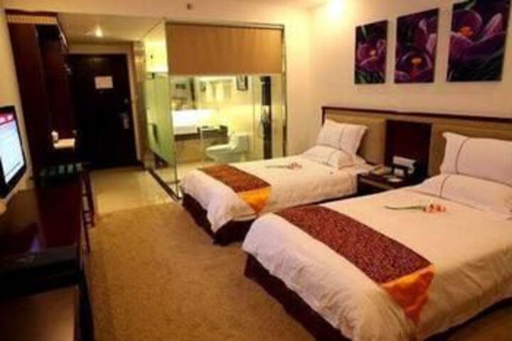 Room 36 of 68