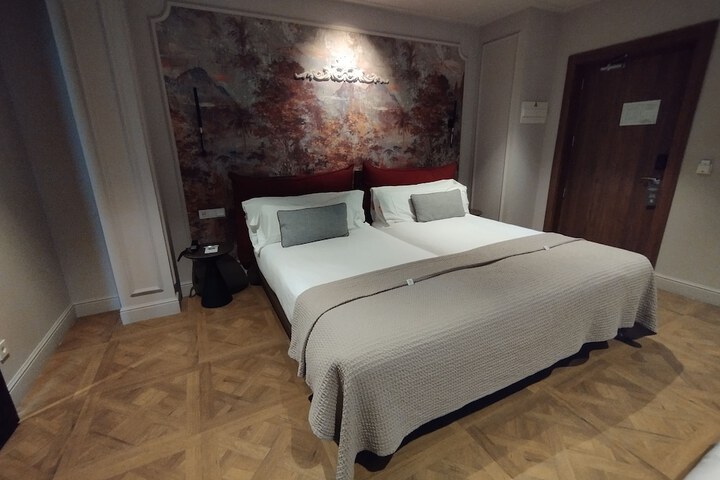 Room 29 of 56