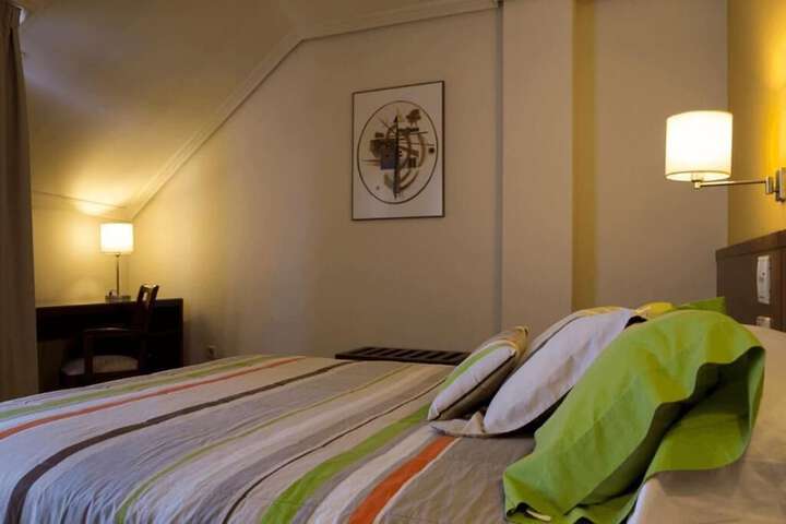Room 15 of 46