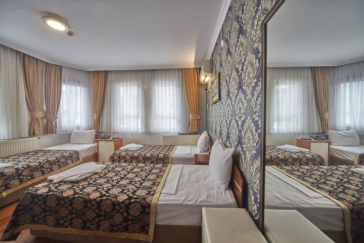 Room 18 of 42