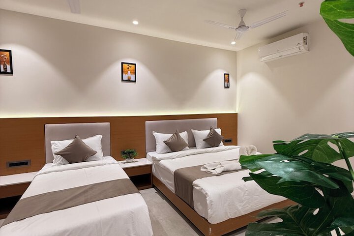 Room 14 of 50