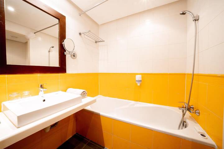 Room 35 of 116