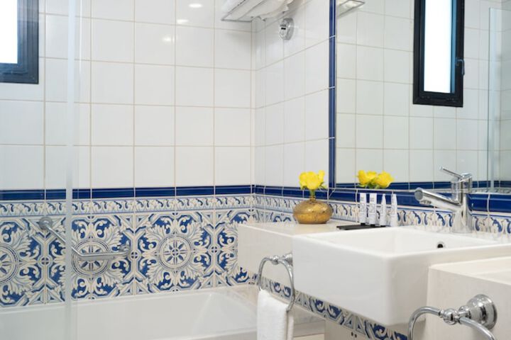 Bath Photo