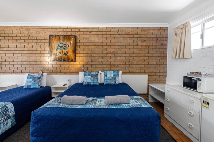 Room 30 of 79