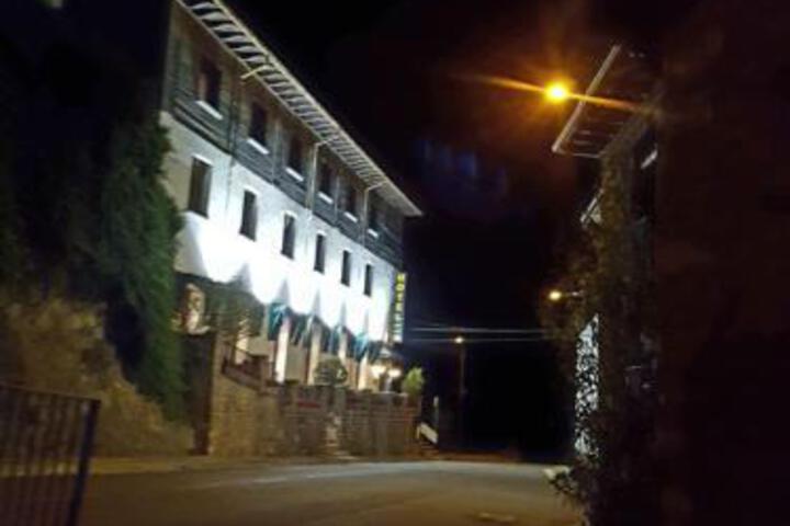 HOTEL DE LA VAL