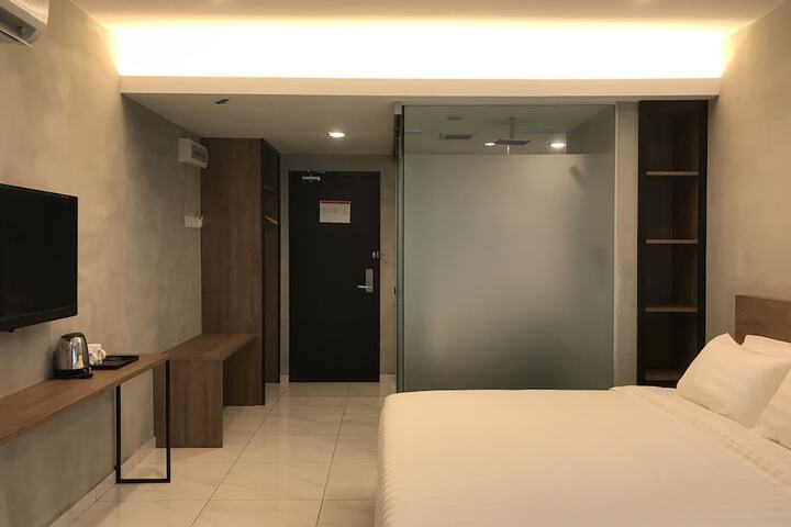 Room 16 of 58