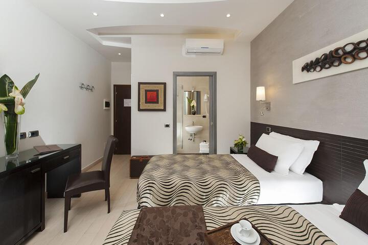 Room 79 of 159