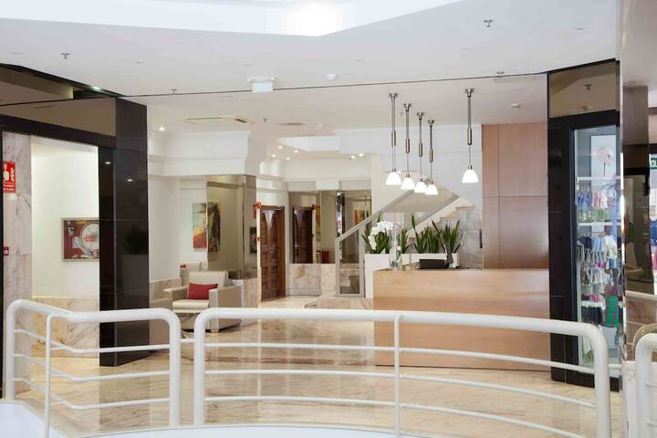 Hotel Interior 3 of 33