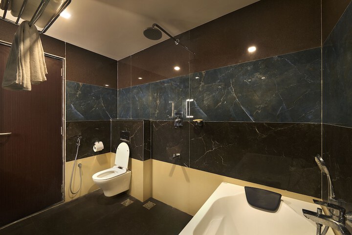 Room 14 of 21