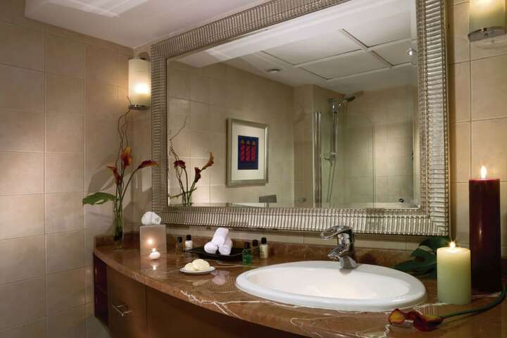 Clean Restrooms