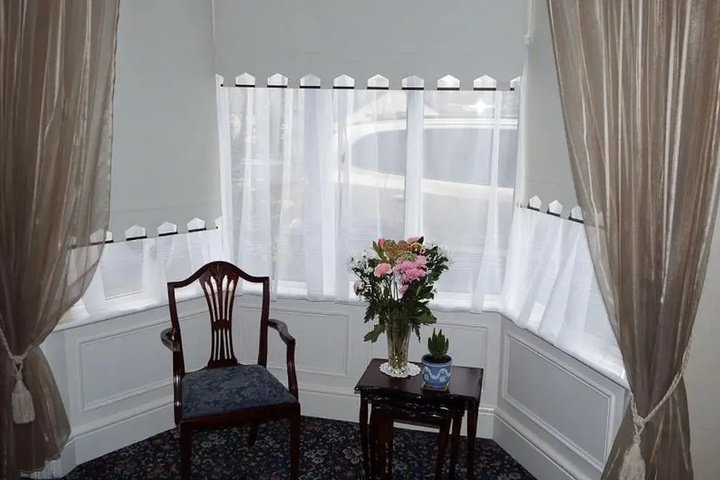 Room 3 of 12
