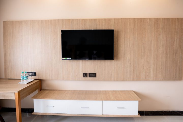 Room 8 of 29