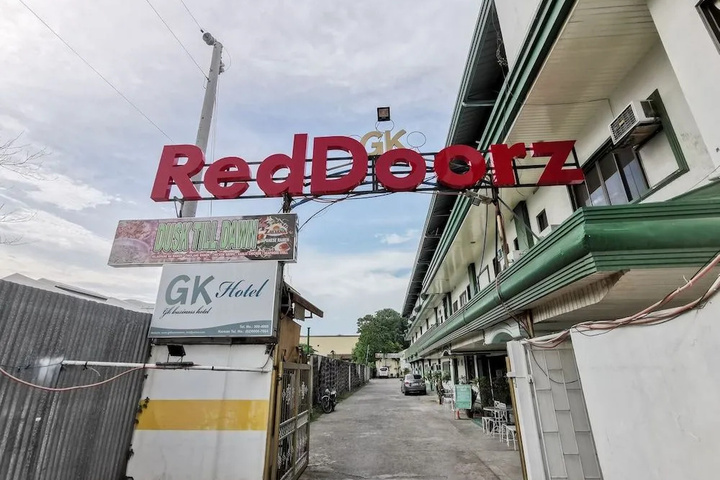 RedDoorz Near Davao Medical School Foundation