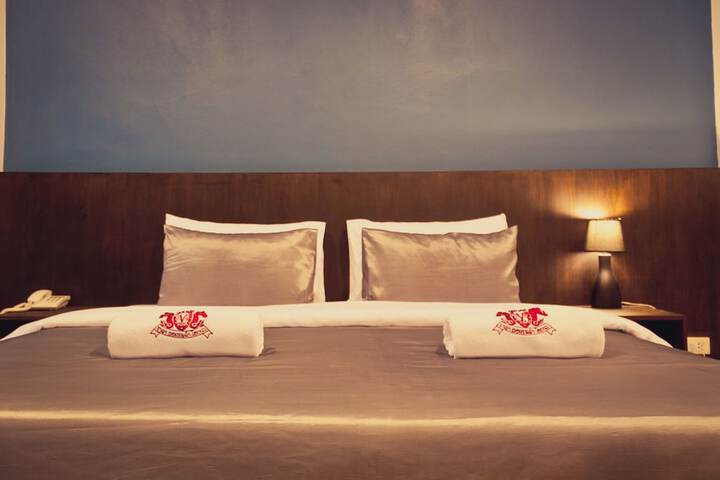 Room 16 of 51