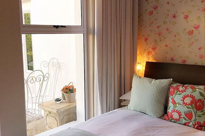 Room 4 of 53