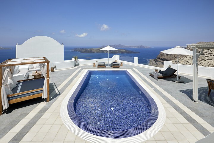 Pool 236 of 295
