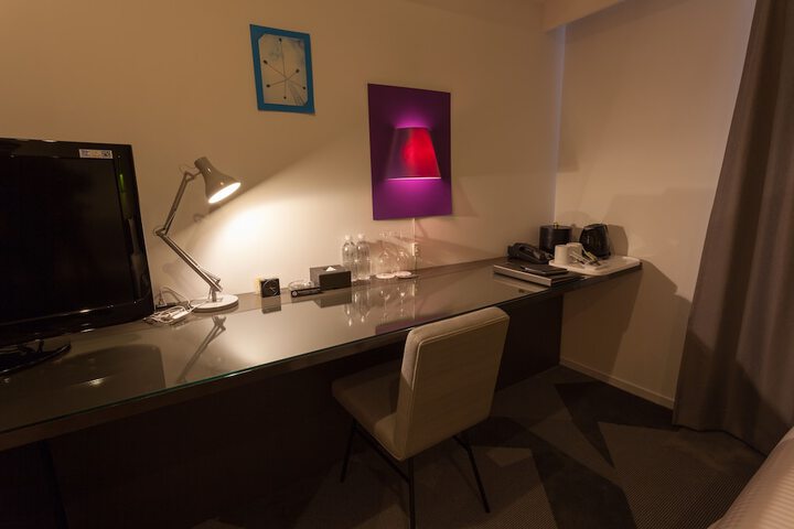 Room 11 of 43