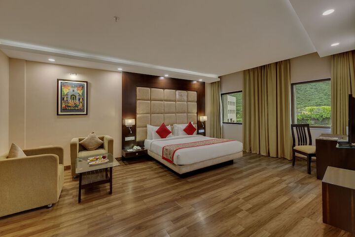 Room 17 of 53