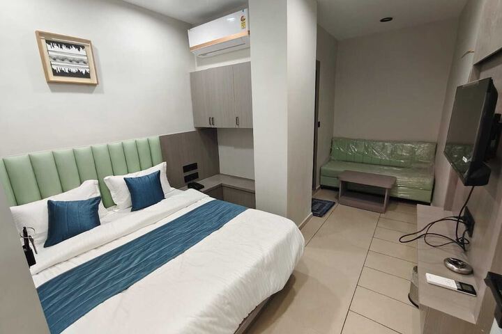 Hotel Signature Bopal