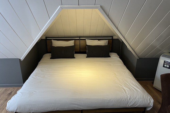 Room 19 of 54