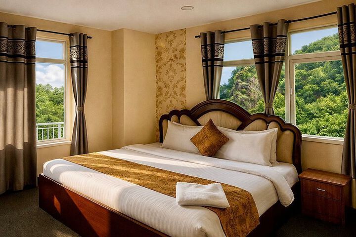 Heritage Rose Inn - Dal Lake
