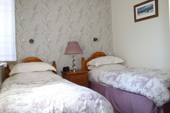 Room 9 of 41