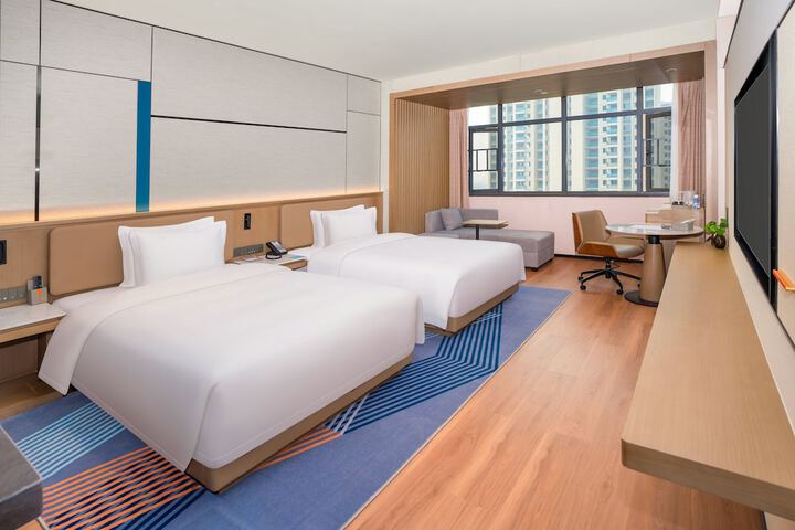 Room 11 of 41