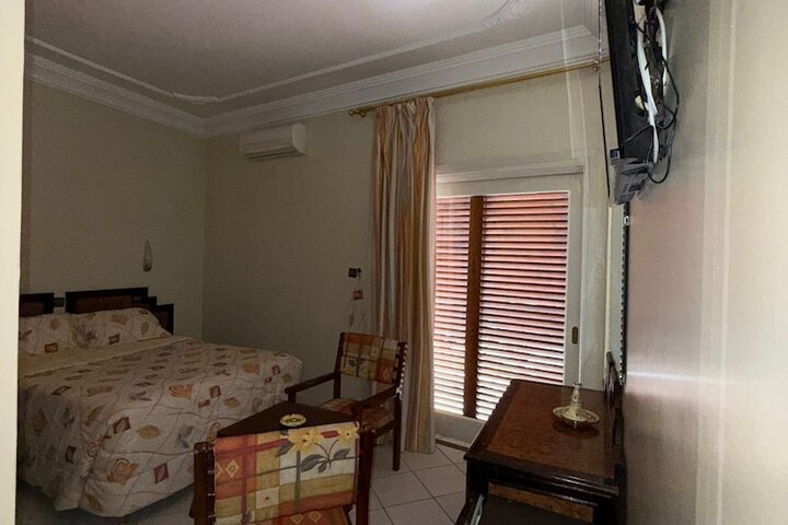 Room 8 of 61