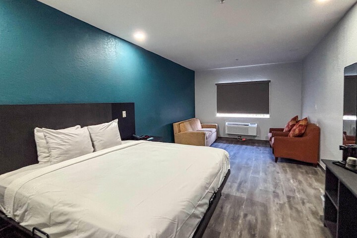 Room 45 of 101