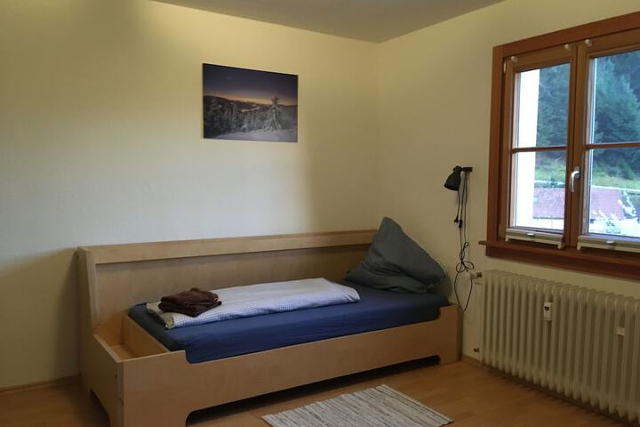 Room 21 of 48
