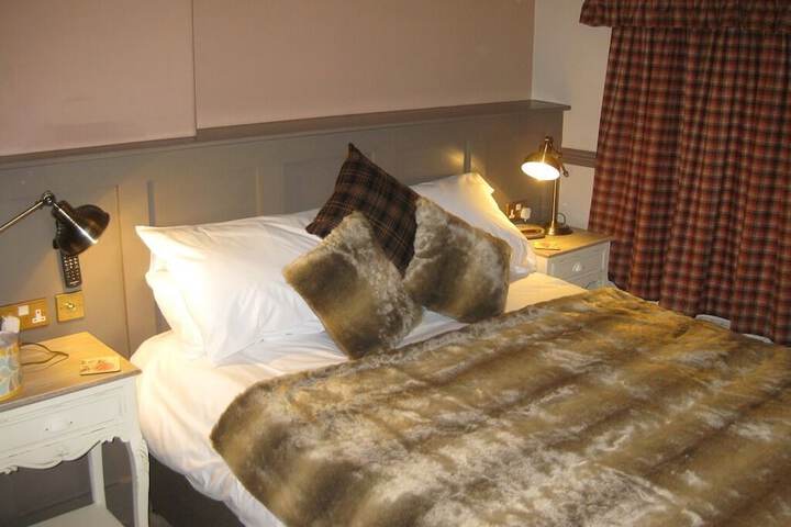 Room 4 of 54