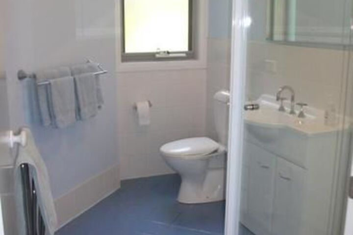 Room 5 of 15