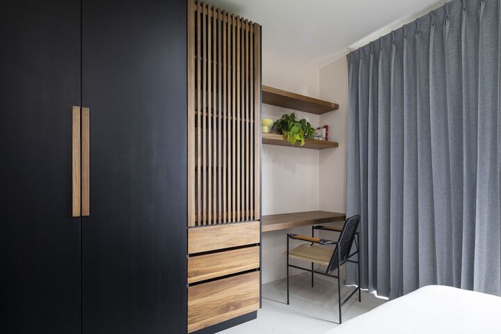 Room 8 of 39