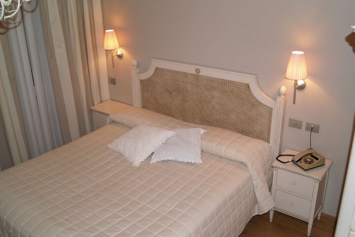 Room 14 of 111