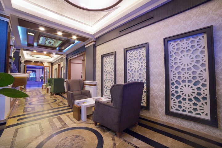 Hotel Lobby