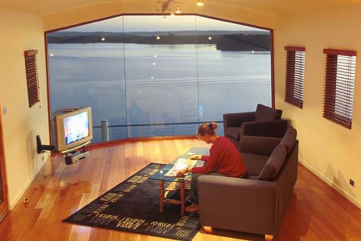 Room 6 of 23