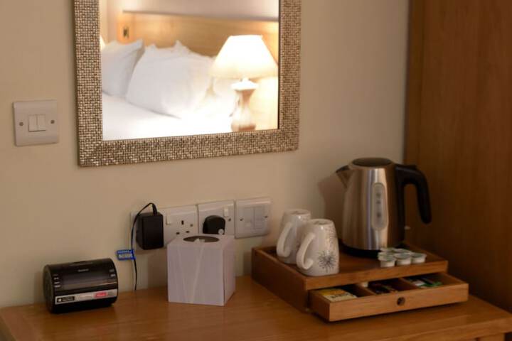 Room 10 of 22